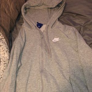 nike zip up hoodie